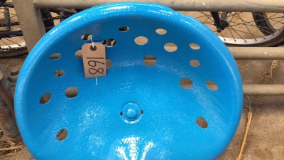 Tractor seat