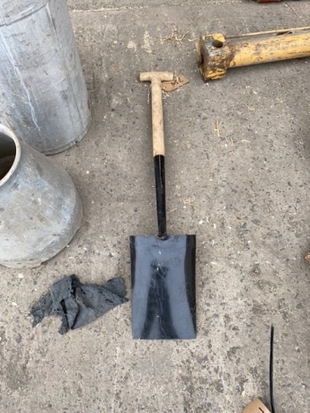 New spade