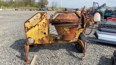 Cement mixer