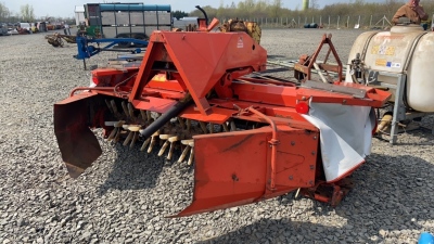 Kuhn 9'2" front mounted mower or conditioner