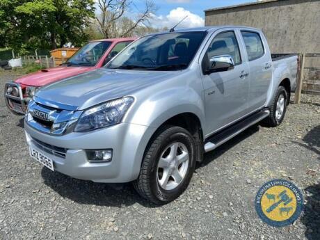 2017 Isuzu pick up Yukon, 67,000miles, MOT March22, 1 owner from new with service hsitory