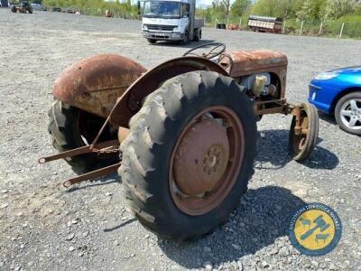 12v Ferguson tractor for restoration