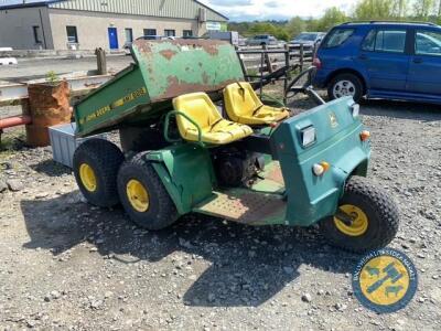 John Deere Gator 626 with tipping back