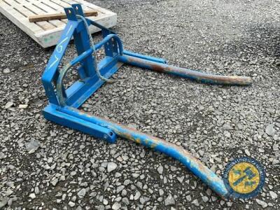 Fleming round bale lifter
