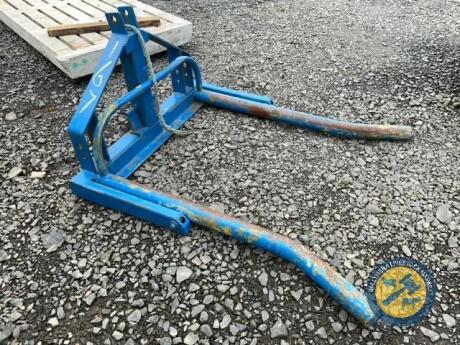 Fleming round bale lifter