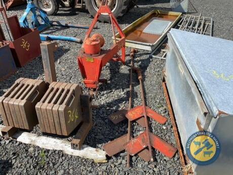 Reps of J McNeill Deceased - Slurry whisk Watterson engineering complete with 2 paddles & shaft