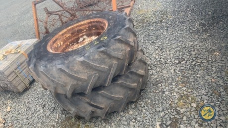 2 Goodyear rims to suit 4610 14x30