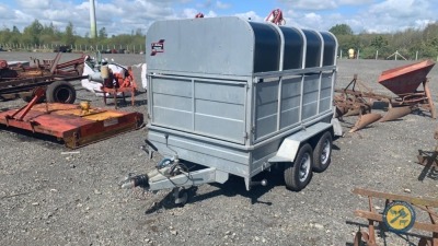 Multipurpose trailer 8'3"x4'11"x5'1" plated for 2.7tn knott hutch, led lights, spare wheel & builders door