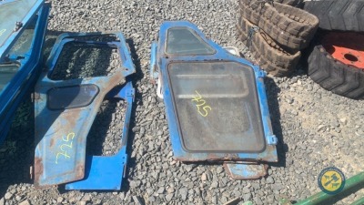 4 x blue doors for 1000 series Ford