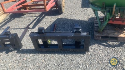 Pallet fork no brackets