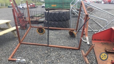 Calf catcher hooks on toebar of quad