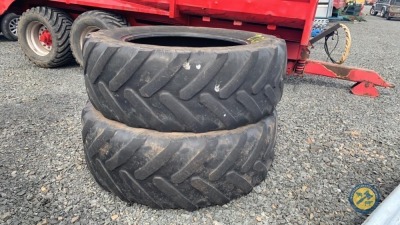 2 x Michelin tyres hard, 540-65-R38