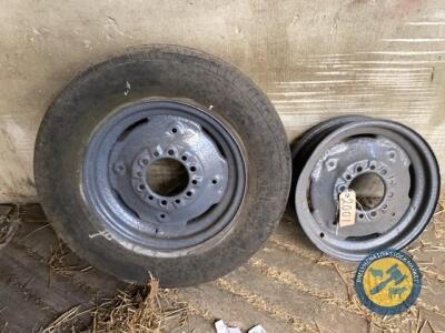 2 x rims one with tyre