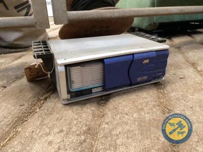 JCV disk changer