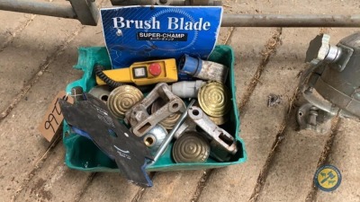 Box of miscellaneous items
