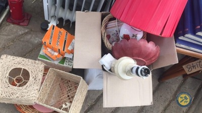 Box lot of lamps & 3 x roof lights, 2 x rubbolite reflectors