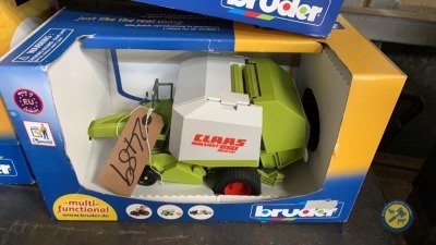 Bruder Claas baler