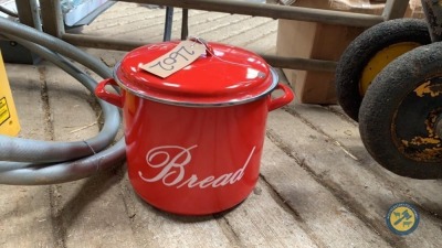 Enamel bread bin