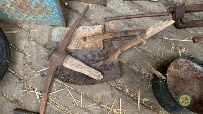 Pick axe shovel & spade heads