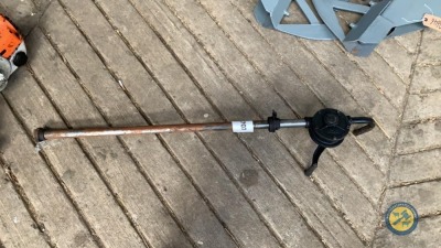 Oil pump for oil barrel