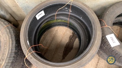 2 x tyres 245-35-R20
