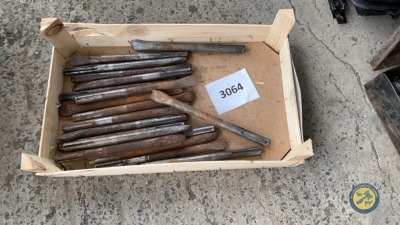 Kango bits