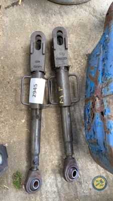 2 z level screw lift arms for MF