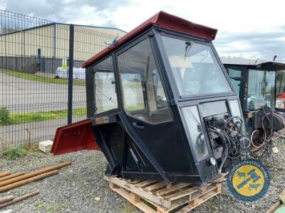 Case International 950/1056 cab off spanish tractor