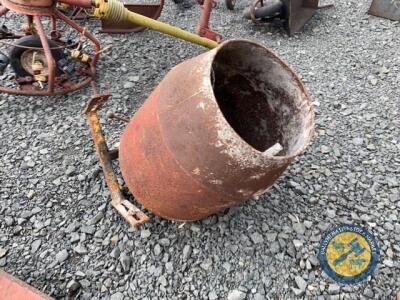 Cement mixer belt drive