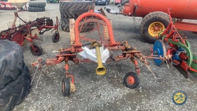 Kuhn centepede with shaft