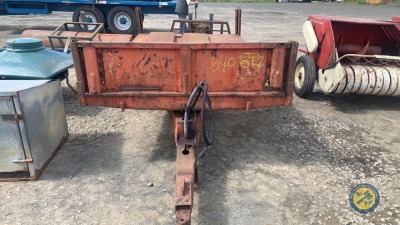 Tipping trailer