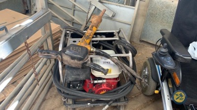 JCB power pack with hammer