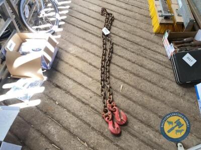 Heavy duty tow chain