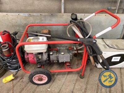 Honda power washer 6.5hp lance & hoses complete