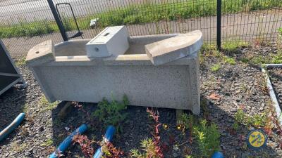 Moore concrete water trough