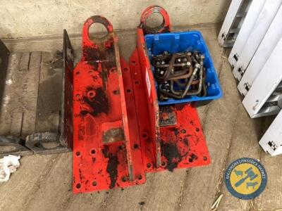 Pin & cone loader brackets with bolts
