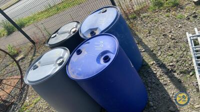 4 x plastic barrells