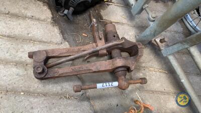 Blacksmith vice