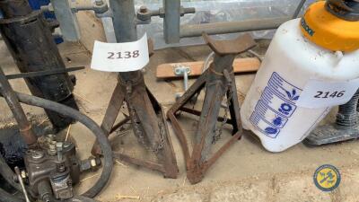 2 x axle stands