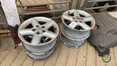 4 x alloy tim for Nissan X trail