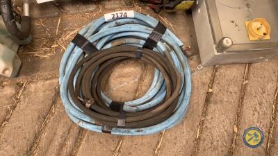 Roll of oxygen hosing & roll of air line