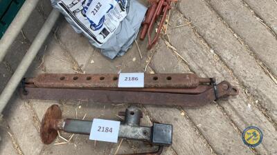 9 hole drawbar & stabalisers bars x 3
