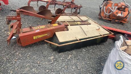 PZ 5'6" mower complete with spare blades & shaft