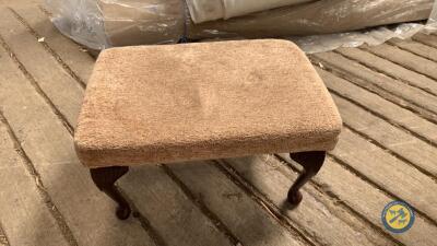 4 x stools & table