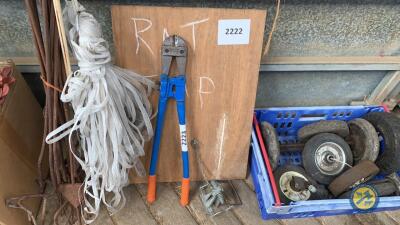 Heavy duty bolt or wire cutters