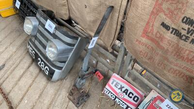 Caravan stabilizing bar