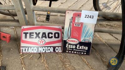 Esso & Texaco signs
