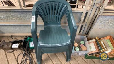 5 x out door chairs