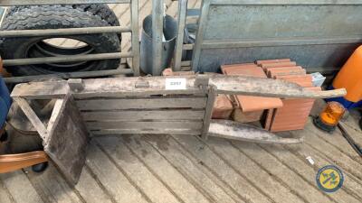Turf barrow