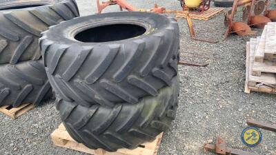 2 x front michelin 540-65-R28